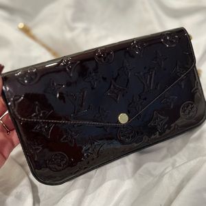 Felicie Pochette Monogram Vernis